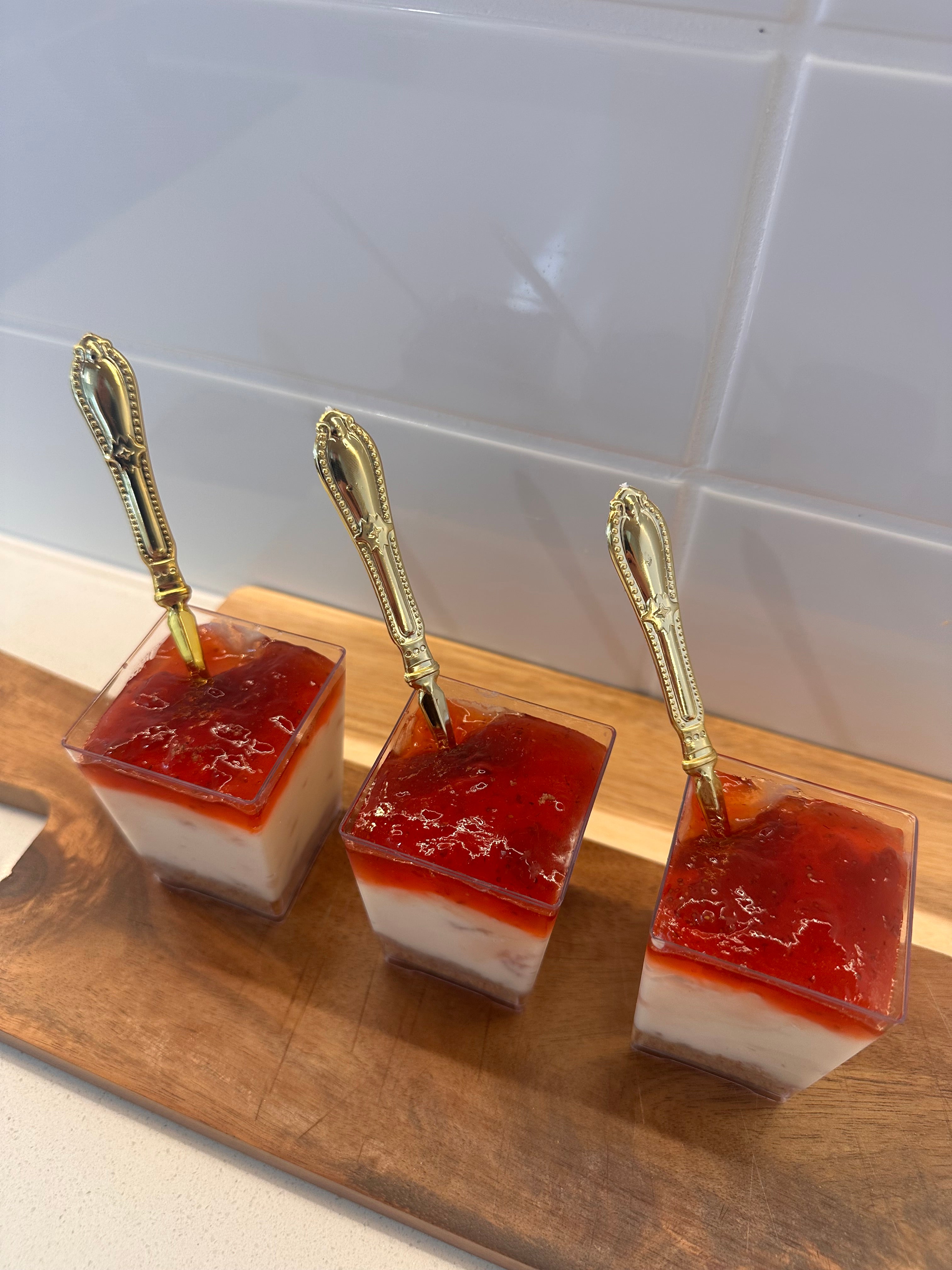 Cheesecake Dessert Cups x 12 Pack